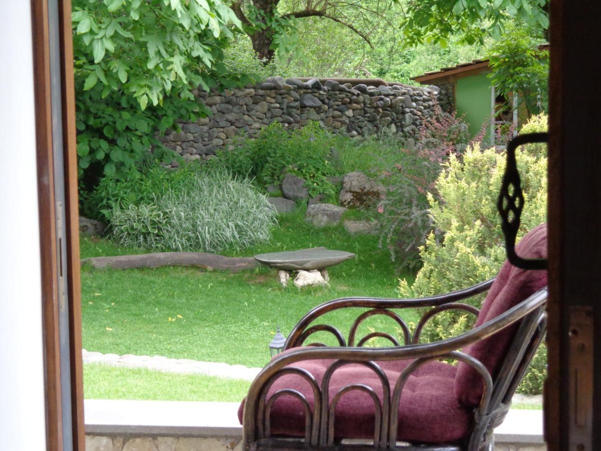 Eco Garden Bed & Breakfast Dilican Dış mekan fotoğraf